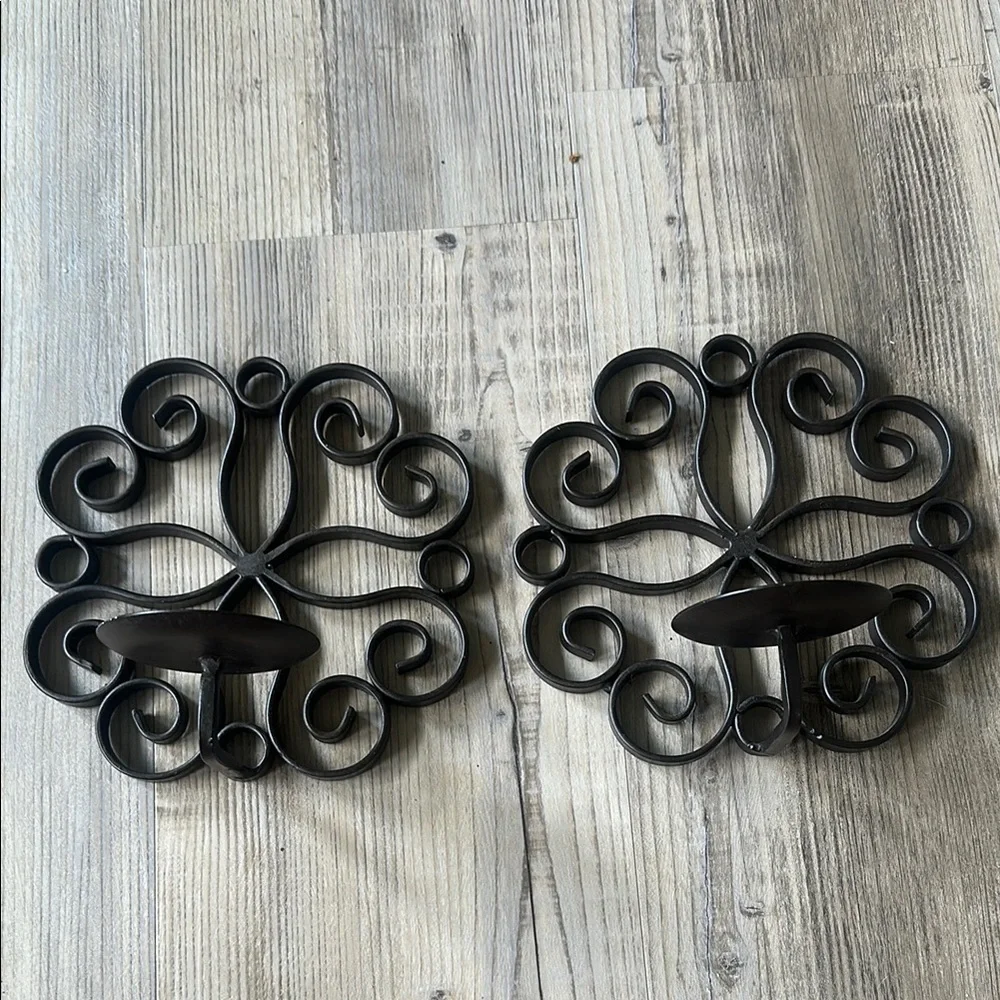 Elegant Wall Sconce Set